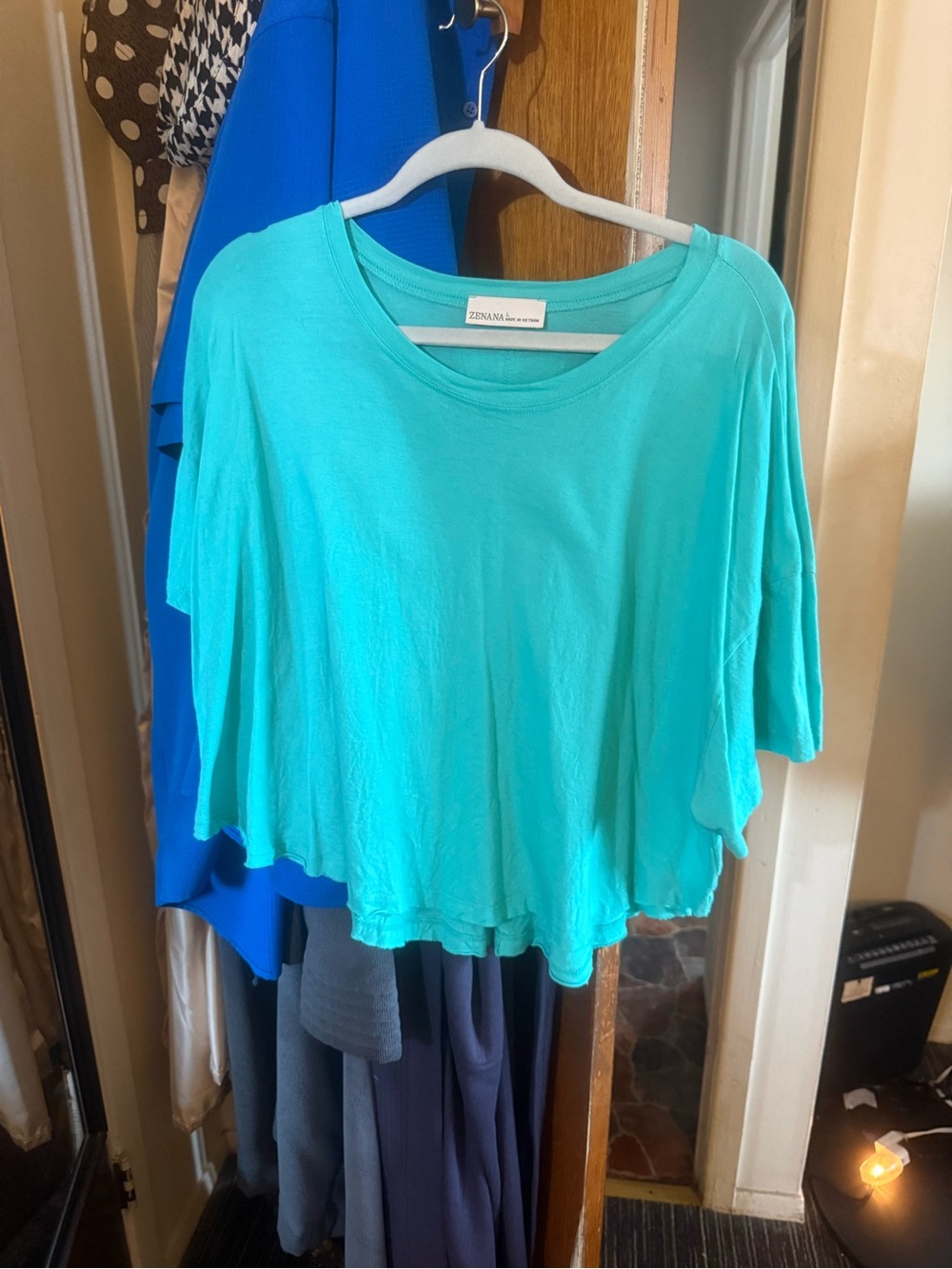 Zenana Outfitters Green Short Sleeve Cropped Women's Top